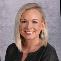 Lindsey Hopper's Instagram, Twitter & Facebook