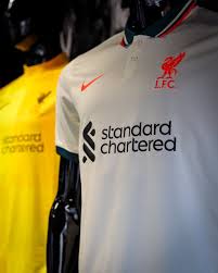 Liverpool fc 2021/22 home shirt and kit. Liverpool Fc Retail S Tweet This Kit In Person Is Have You Been To One Of Our Official Lfc Stores Reds Get Kitted Out In Our 21 22 Away Kit Training