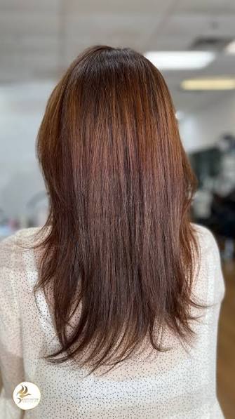 🇺🇸Straight blowout on medium-length hair ✨💇‍♀️, Smooth, shiny, and beautifully sleek. The perfect finish for a polished and elegant look., #StraightHair, 🇪🇸Brushing liso en cabello medio ✨💇‍♀️, Suave, ...