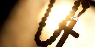 Lagu 'sentuh hatiku' yang dirilis tahun 2006 telah membuatnya dikenal orang. Lirik Dan Chord Lagu Sentuh Hatiku Dari Maria Shandi