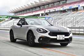 アバルト124スパイダー fr 6mt 試乗記 サソリの毒にご用心 アバルト フィアット スパイダー