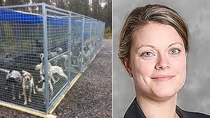 Jägare höll hundar i för små burar