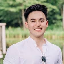 Eric Tennison's Instagram, Twitter & Facebook