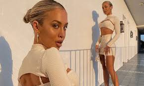She has done sponsorships for protein world and teami blends. Tammy Hembrow Models A Very Risque Date Night Outfit On Gold Coast Daily Mail Online