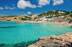 As most businesses are now open for summer 2021, we will no longer be updating this page. Ibiza Strande Grosser Uberblick Aller Strandtypen Mit Karte Reiseblog Brittneys