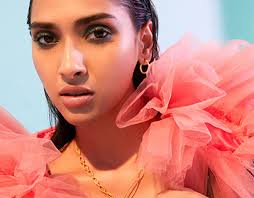 Jewlery Photoshoot Projects :: Photos, videos, logos, illustrations and  branding :: Behance