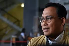 Foto seputar sekjen pdip hasto kristiyanto kpk terkini dan terbaru hari Ini 