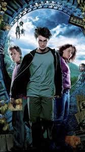 Harry Potter And The Prisoner Of Azkaban 2004 Download Harry Potter And The Prisoner Of Azkaban 2004 Phone Wallpaper Moviemania Harry Potter Images Harry Potter Background Harry James Potter