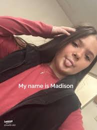 Get to Know Madison: A St. Pete Senior with a Love for Fashion