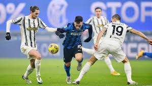 Pjanic na ławce i od razu grają zdecydowanie lepiej. Diretta Inter Juventus 2 0 Vidal E Barella Il Derby D Italia E Nerazzurro La Repubblica