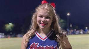 Der kostenlose service von google übersetzt in sekundenschnelle wörter, sätze und webseiten zwischen deutsch und über 100 anderen sprachen. Slain 13 Year Old Cheerleader Was The Friendliest Person Youtube
