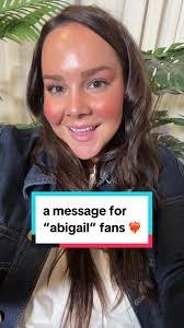 Megan Peaslee's Instagram, Twitter & Facebook