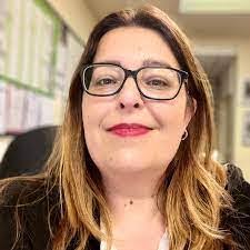 Julie Jarratt's Instagram, Twitter & Facebook