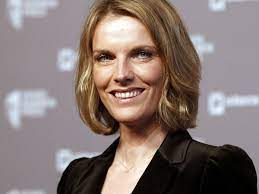 Marietta slomka is practical, down to earth with strong ideas about right and wrong. Marietta Slomka Frisch Verheiratet So Lebt Die Zdf Heute Journal Moderatorin Bunte De