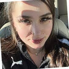 Annette Worley's Instagram, Twitter & Facebook