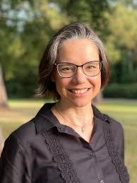 Jo Bacon's Instagram, Twitter & Facebook