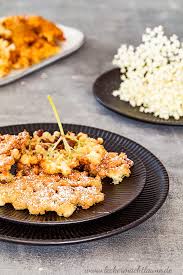 Hollerkuchle Gebackene Holunderbluten Zum Fruhstuck Lecker Macht Laune Lecker Lebensmittel Essen Rezepte