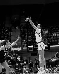 Taylor Janssen (@taylor.janssen) • Instagram photos and videos