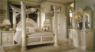 White Margaret King Canopy Bedroom Set Furniture Ideas Canopy Bedroom Sets Luxurious Bedrooms Bedroom Sets