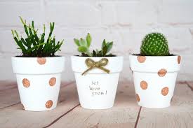 40 Pack 2 Mini Terra Cotta Clay Pots Great For Etsy In 2020 Plant Pot Diy Small Clay Pot Diy Flower Pots