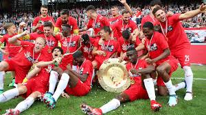 Their home ground is the red bull arena. So Wird Rb Salzburg Schon Am Sonntag Bundesliga Meister Fussball Bundesliga
