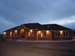 Recessed Lights Are Metal Light Housings That Set Up Over The Ceiling Line Except For Thin Trim Outdoor Recessed Lighting Exterior Lighting Recessed Lighting