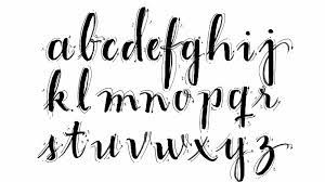 Es gibt viele firmen, wie edding oder tombow, die brushpens, fineliner oder andere stifte mit pinselspitzen für das lettering herstellen. Handlettering Lernen Edding