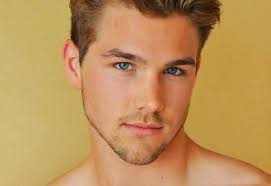 Moderne männerfrisuren verleihen dem mann ein schnittiges auftreten. Der Schwule Traummann Blond Blaue Augen Versatile Queer De