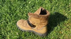 Kaninchen Im Garten Vertreiben Frag Mutti In 2020 Stiefel Alte Schuhe Kaninchen