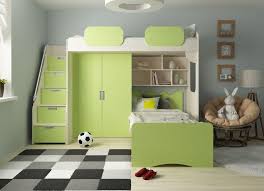 Es Verfugt Uber Ein Bett Einen Integrierten Zweiturigen Schrank Und Eine Kommode In Form Einer Treppe Sowie Einem Zw Kinderbett Etagenbett Hochbett Etagenbett