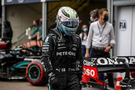 Iirc toto did say directly after the race that bottas was a bit behind the line where the wheels shd be during a pit stop so the mechanic had to extend his and out. Bottas We Knew That We Re Not Perfect In Pitstops Grand Prix 247