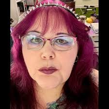 Trancing the Witch's Wheel: Guide to Magickal Meditation: Amazon.co.uk:  Galenorn, Yasmine: 9781567183030: Books