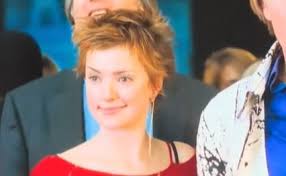 I steal the scene in your favourite Christmas rom-com