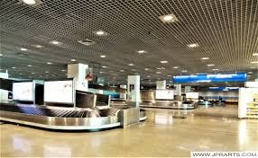 What personal data do we collect? Reivindicacao De Bagagem No Aeroporto Da Madeira Fotos E Videos