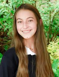 We are EXTREMELY proud of our 10th grade student Valentina Mejia! A couple  of months ago she won the Miami International Ballet Competition and was  awarded a full scholarship to attend a