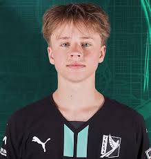 10 questions to Nathan Worth