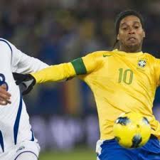 🔵 ⚪ spielervorstellung der neuzugänge bonus: Interesse Bestatigt Ronaldinho Vor Wechsel In Die Schweiz