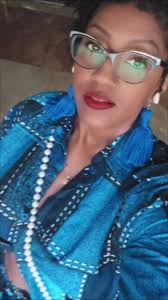 Sonya Bates (@6ft2melanin_beauty)