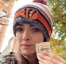 Bee Shaffer Carrozzini Pets