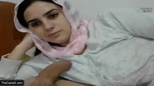 موزة مصرية تحب مص زب - سكس ديوث