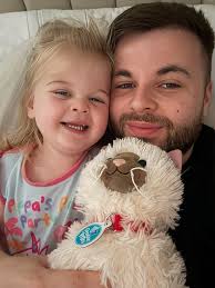 iona wishes everyone a happy sunday evening