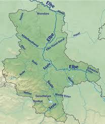 Die elbe prägt wie kein anderer strom auf einer länge von über 300 kilometern das land mit weitreichenden auen als einzigartigem rückzugsraum für seltene tiere und. Kategorie Gewasser In Sachsen Anhalt Faltbootwiki