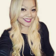 Beef & Nacho Cheese Chalupa https://www.instagram.com/p/BeoVqGwHJPX/ You've  seen the supreme chicken chalupa (my favorite), and here is the beef-y  nacho chees-y version! . In the chalupas are seasoned ground beef, lettuce,  tomato,