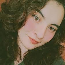 En la 13 de #Calacoto, bloqueadores retrasaron el trayecto que debía  cumplir una ambulancia. Finalmente la dejaron pasar, pero los segundos  perdidos en muchos casos son vitales.