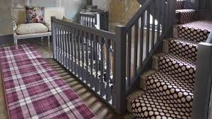 Kokosteppich verlegt über eine treppe / stiege. Treppenteppich Tipps Und Tricks Der Modernen Treppenhausgestaltung Trendomat Com