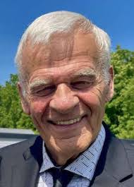 Faye Oakes's Instagram, Twitter & Facebook