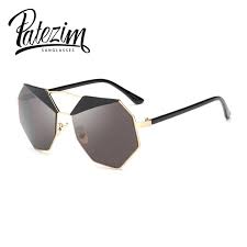 Le choix de lunettes de soleil est très large, aussi bien en termes de couleurs que de montures et de verres. 2017 New Lunettes De Soleil Mode Femmes Metal Cadre Lunettes De Soleil Pour Hommes Marques De Luxe Sexy Lunettes De Soleil Oculos Gafas Lunette De Soleil Aliexpress