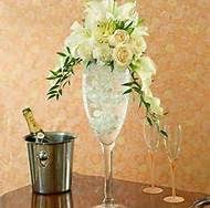 Extra Large Champagne Glass Centerpiece Bing Images Glass Centerpieces Champagne Glass Ideas Floral Designs Arrangements