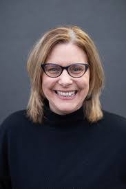 Heidi Sweet's Instagram, Twitter & Facebook