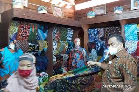Daftar alamat dan tarif hotel di gorontalo murah terbaik diantaranya yaitu maqna hotel by prasanthi, amaris hotel gorontalo, quality, paradise dan eljie hotel. 16 642 Umkm Gunung Kidul Peroleh Banpres Produktif Usaha Mikro Antara News